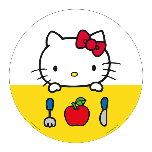 Hello Kitty và quả táo