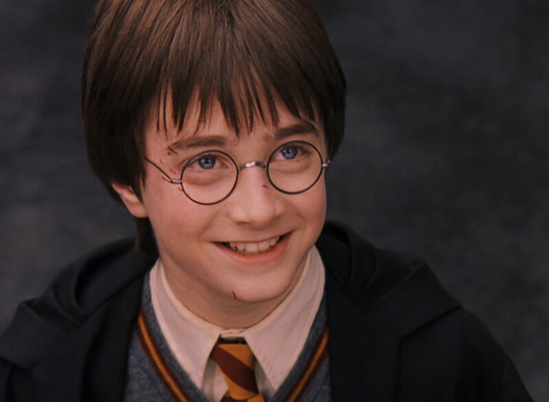 Hình ảnh harry Potter cười siêu đẹp trai